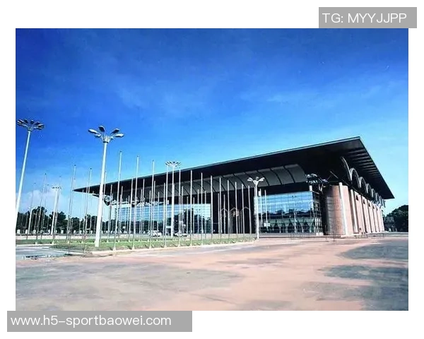 武汉三镇与王毅续约再出发共同书写新篇章