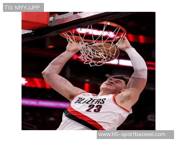 克林根表现出色零失误零罚球高效砍下18分11篮板展现强硬拼搏精神 克林根表现出色零失误零罚球高效砍下18分11篮板展现强硬拼搏精神